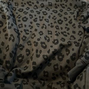 Leopard sweatshirt